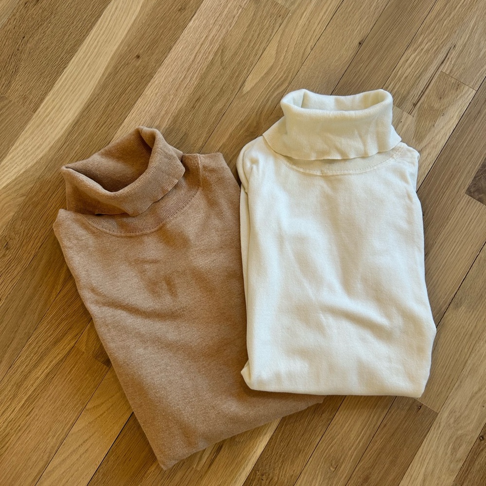 Talbots (2) Turtleneck Sweaters Sz Large